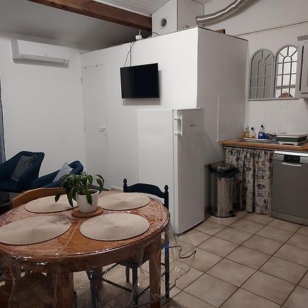 L'Esquirou Apartment Rocbaron ภายนอก รูปภาพ