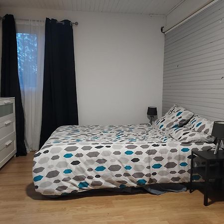 L'Esquirou Apartment Rocbaron ภายนอก รูปภาพ